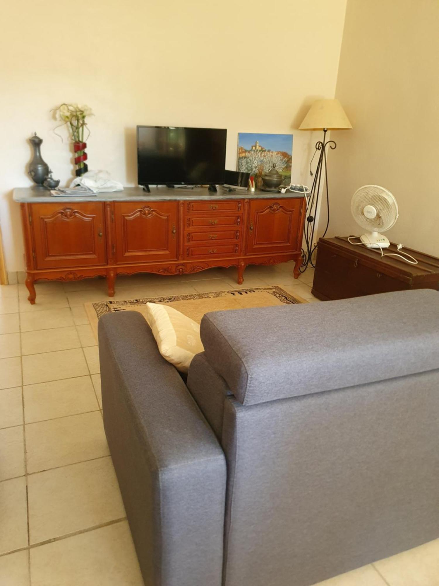 Appartement T2 Bas De Villa Avec Jardinet Au Calme Proche Mer Ла-Сейн-сюр-Мер Экстерьер фото